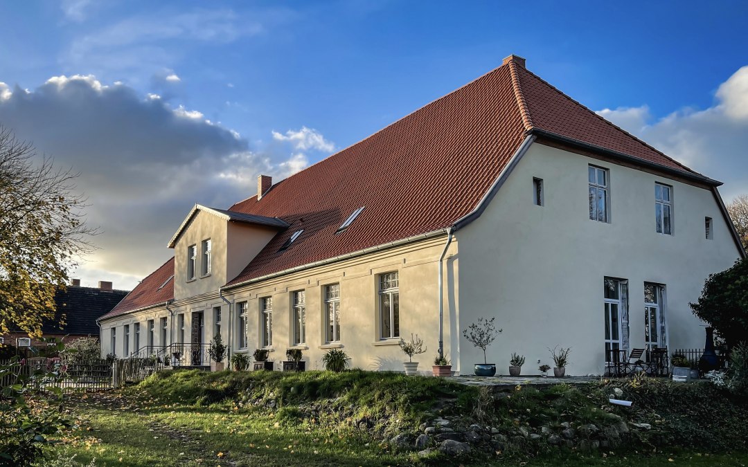 Buitenaanzicht van het landhuis Madsow, © Gutshaus Madsow / Familie Schapp