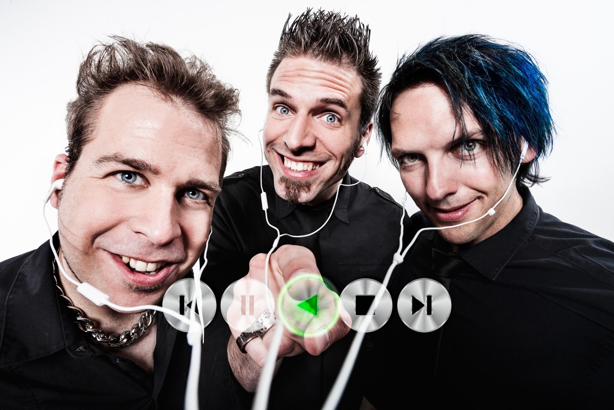 Dansavonden aan zee met "Tripod"., &copy; tripod