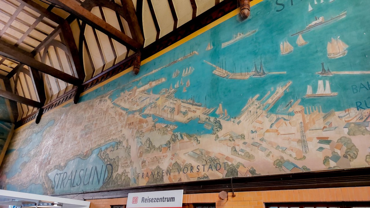 Bahnhof (6), &copy; TZ HST