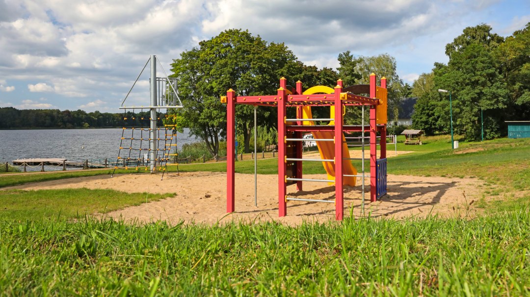 Playground at the bathing beach "An der Freiheit" in Priepert_3, © TMV/Gohlke