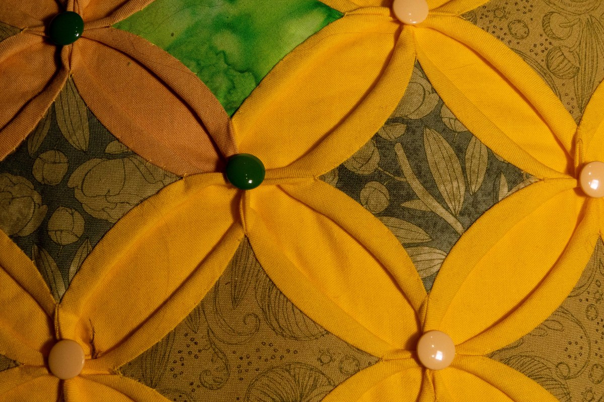 Patchwork cushion // &copy; Sabine Reichmann