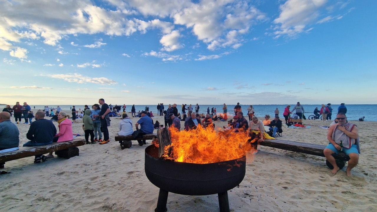 &copy; Strandfeuer.jpg