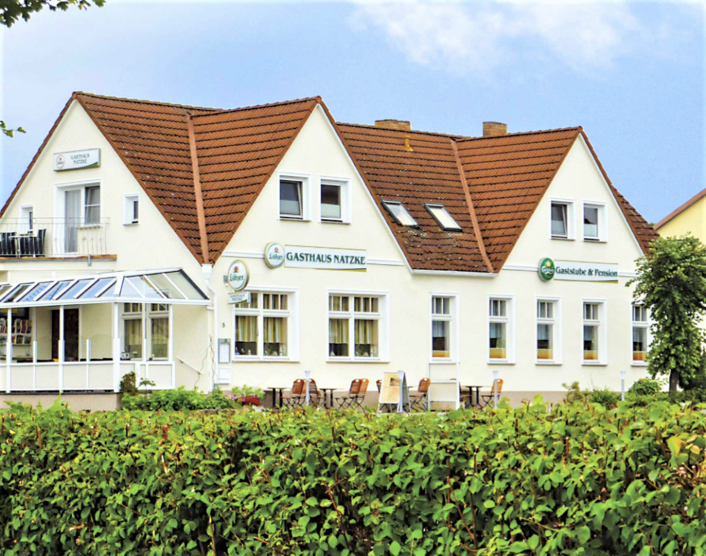 Restauracja, widok z zewnątrz // © Hauseigene Bilder Restauracja, widok z zewnątrz // © Hauseigene Bilder