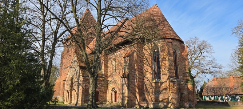 de kerk in L&uuml;bow // &copy; adfc-Schwerin