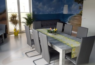 Erholsame Urlaubsstunden im modernen Gemeinschaftsraum // &copy; Familie Lasner