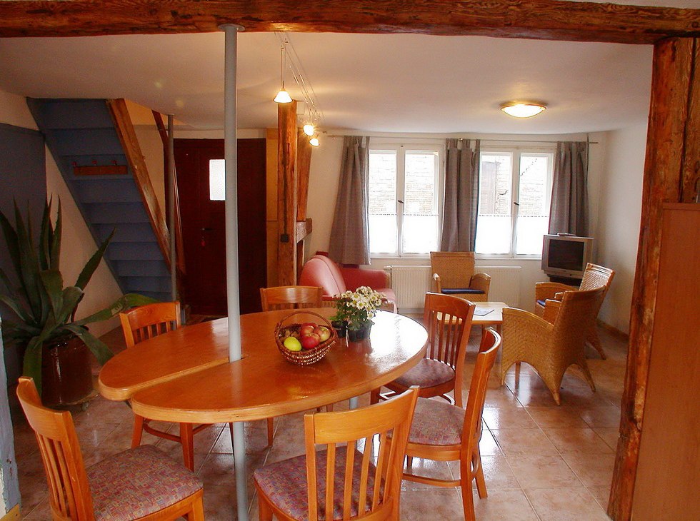 Dom wakacyjny dla 6 osób dysponuje przytulną kuchnią z jadalnią, © Michael Kirsten Dom wakacyjny dla 6 osób dysponuje przytulną kuchnią z jadalnią, © Michael Kirsten