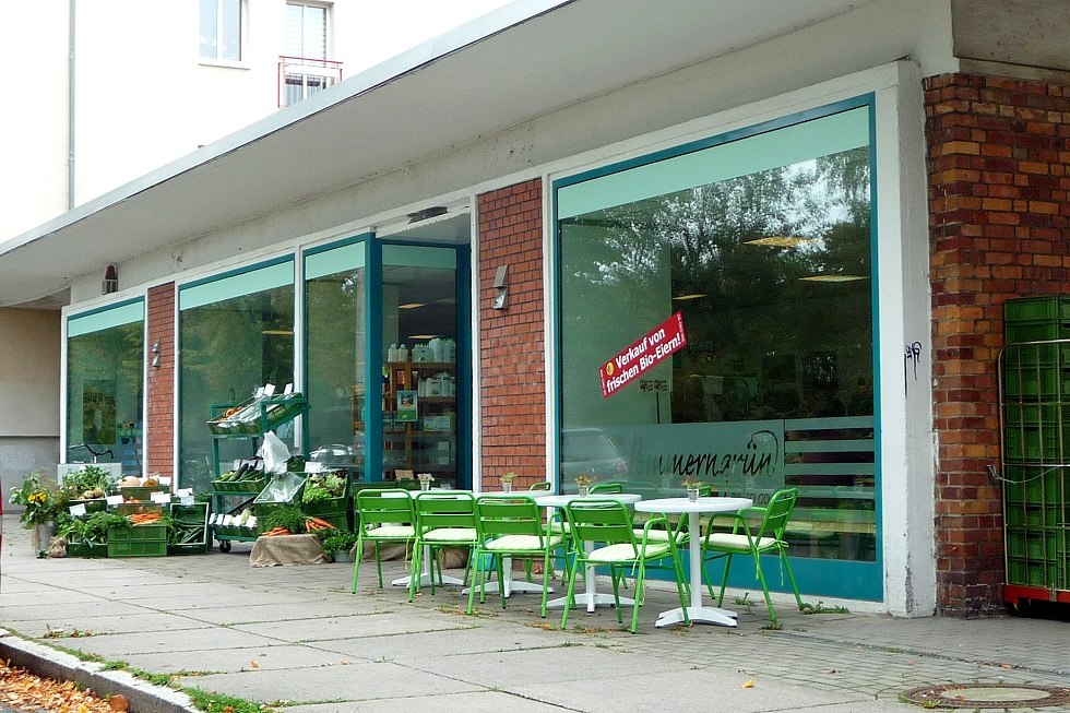 Store from the outside, © Sabrina Wittkopf-Schade Store from the outside, © Sabrina Wittkopf-Schade