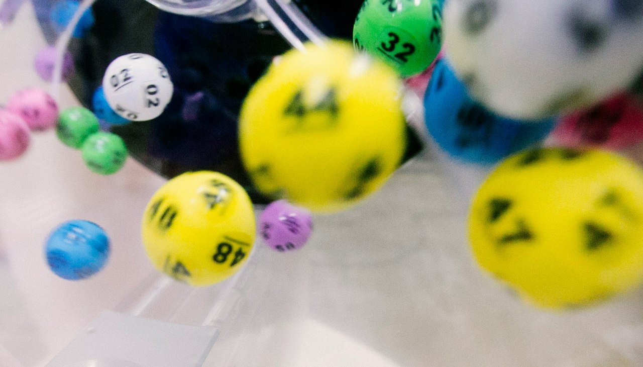 Bingo w Haus des Gastes, &copy; Foto von Dylan Nolte auf Unsplash