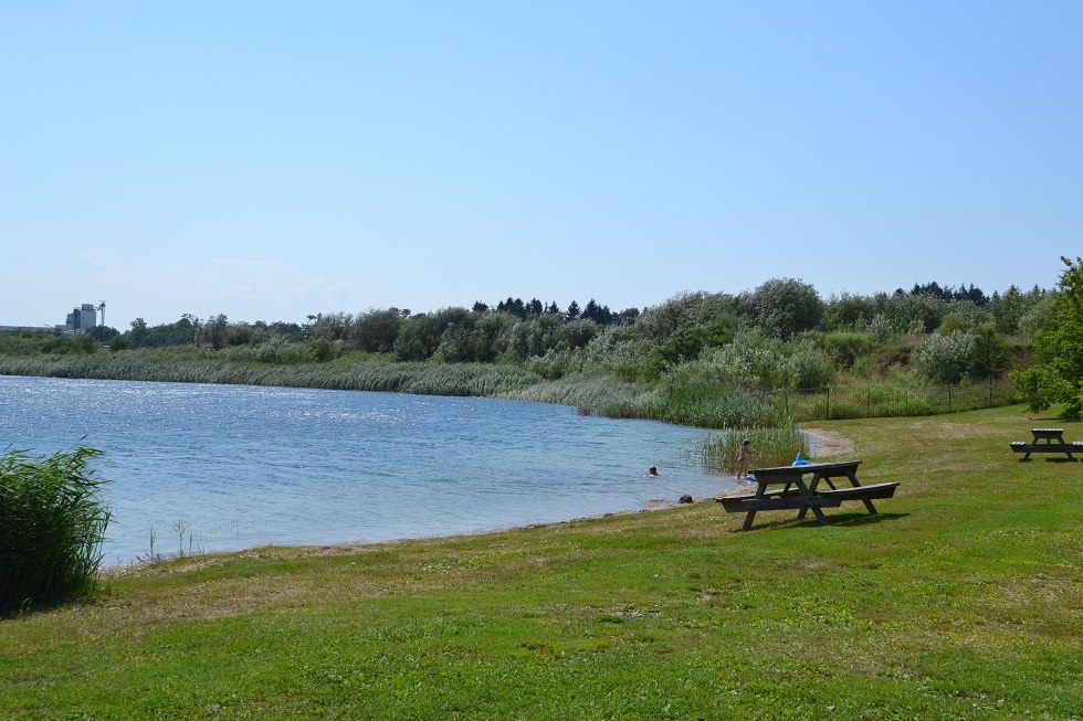 Beach area with adjacent lawn // &copy; Lutz Werner