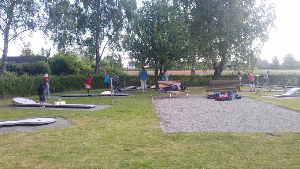 Child friendly mini golf course in Börgerende // © Gemeinde Börgerende-Rethwisch Child friendly mini golf course in Börgerende // © Gemeinde Börgerende-Rethwisch