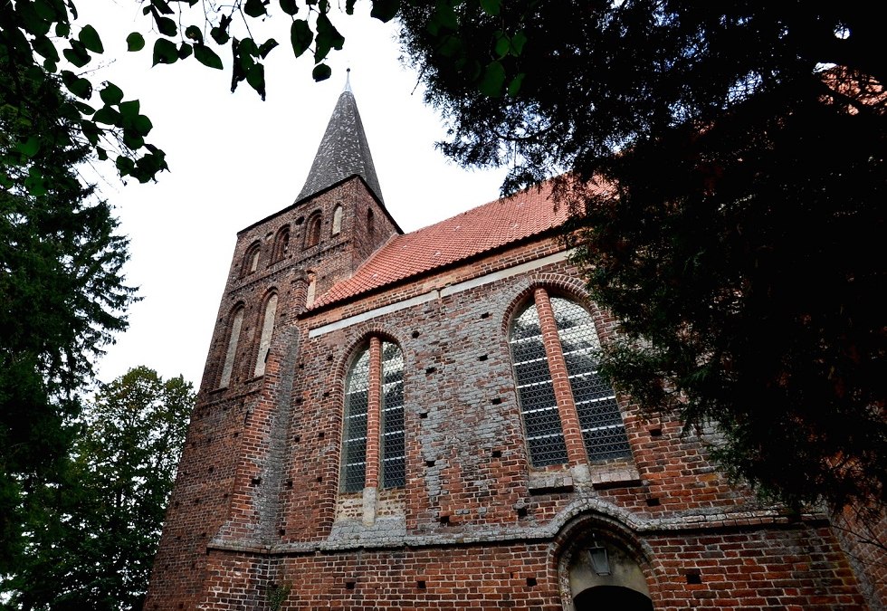 Kościół w Vilmnitz, © Tourismuszentrale Rügen