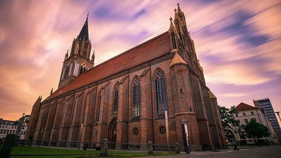 Uitzicht op de concertkerk in Neubrandenburg, © Carsten Schnee Photography