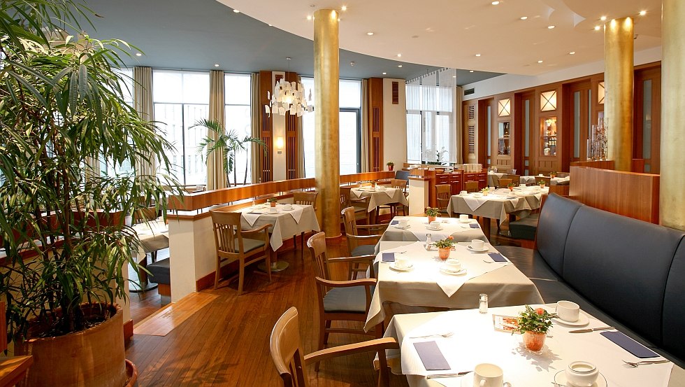 Reuters breakfast restaurant, in memory of the Mecklenburg novelist Fritz Reuter // &copy; Steigenberger Hotel Sonne