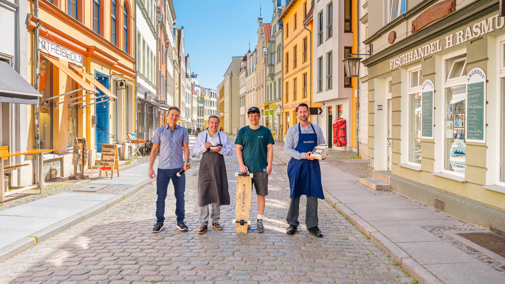 Typisch Heilgeiststraße: koele buren voor een historische achtergrond., © TMV/Tiemann