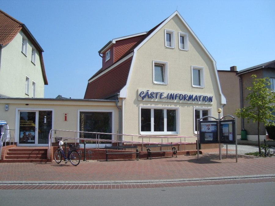 Kreatywne warsztaty dla miłośnik&oacute;w biżuterii - zaprojektuj własną biżuterię z bursztynu, &copy; Dummy