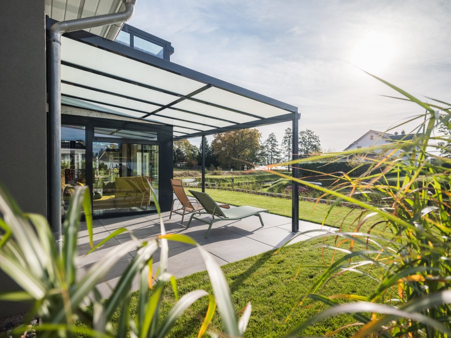 Taras z widokiem na jezioro, © Rabennest/Friederike Hegner Taras z widokiem na jezioro, © Rabennest/Friederike Hegner