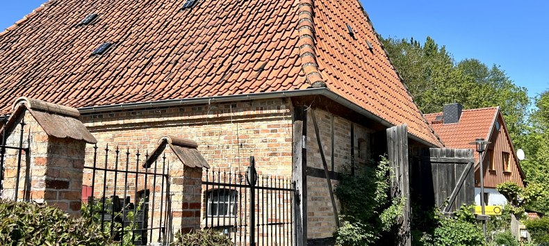 Former barn in Kl&uuml;tz // &copy; F&ouml;rderverein Literaturhaus "Uwe Johnson"