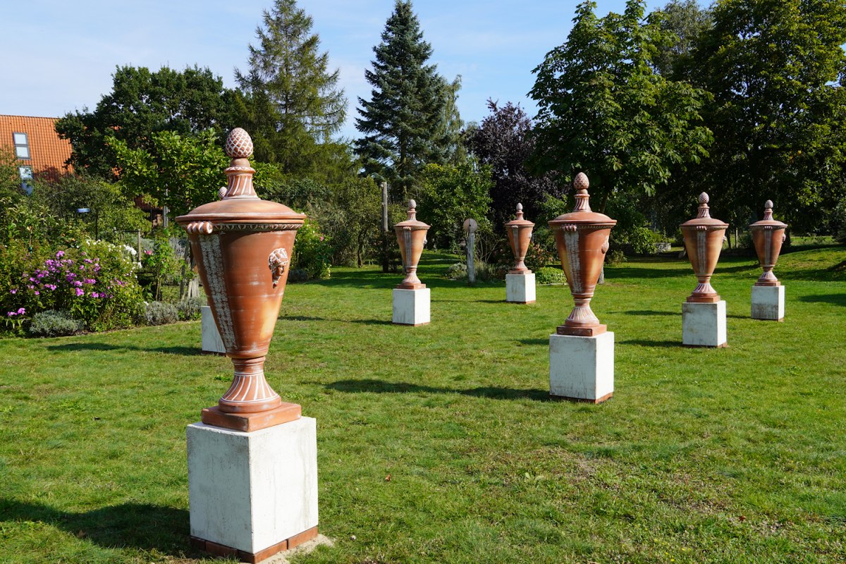 Turned vases built terra-cotta // &copy; A.von Stenglin