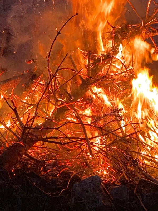 Easter bonfire 2024, &copy; Kurverwaltung Feldberger Seenlandschaft