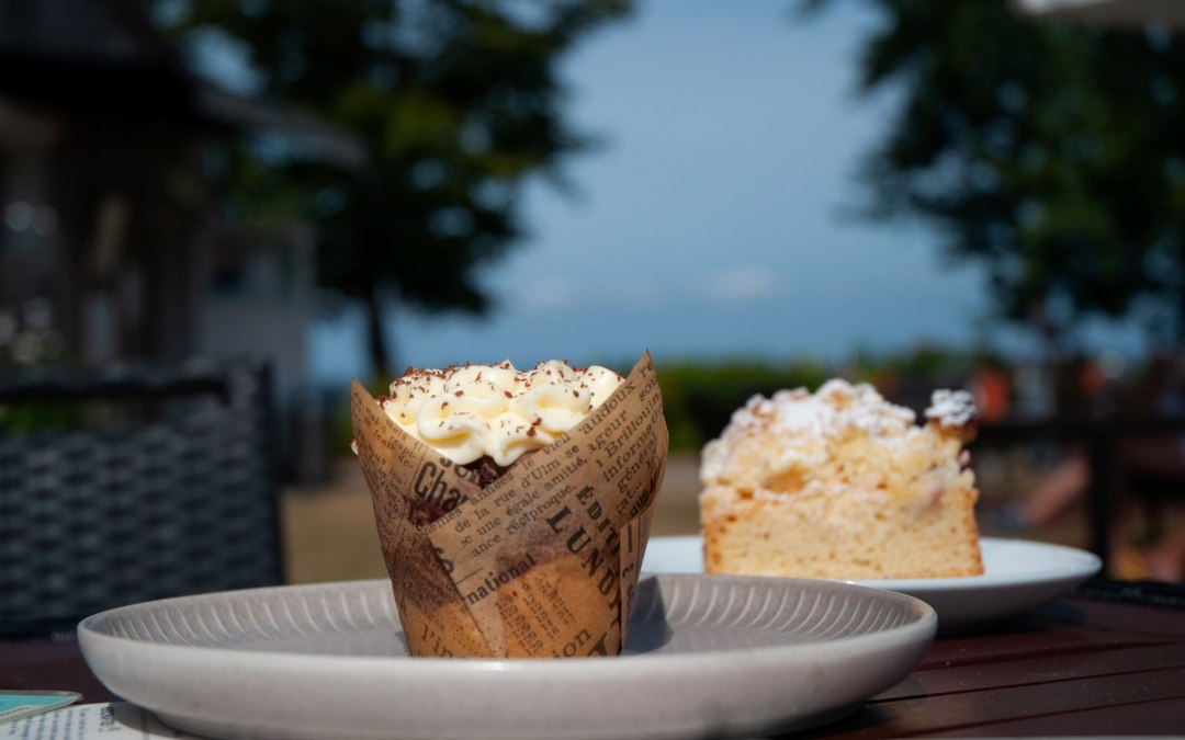 Homemade cakes and tarts, © BODDENGOLD
