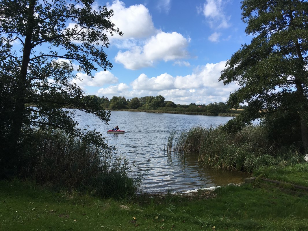 Pływanie, wędkowanie, pływanie łódką ... // © Christin Hannemann Pływanie, wędkowanie, pływanie łódką ... // © Christin Hannemann