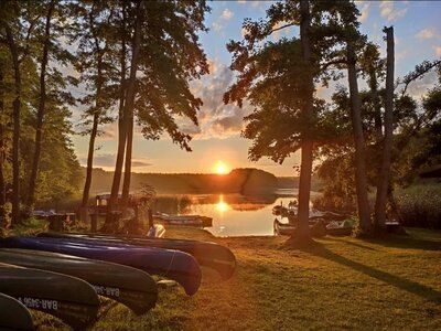 Wynajem łodzi na jeziorze Kleiner Labussee, © Ihr Familienpark Wynajem łodzi na jeziorze Kleiner Labussee, © Ihr Familienpark