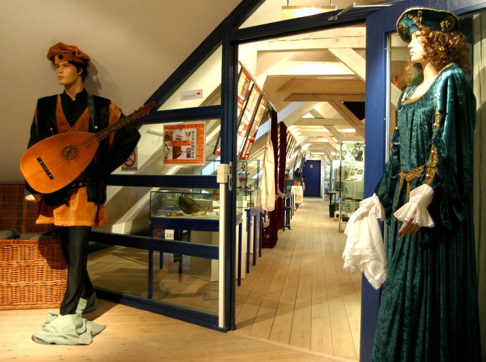 Een kasteelvrouwe verwelkomt bezoekers in het Haffmuseum, © Haffmuseum