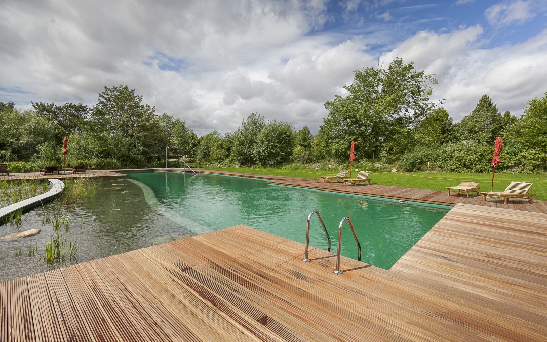 Natuurlijke vijver.mwe, © Hotel Gutshaus Parin