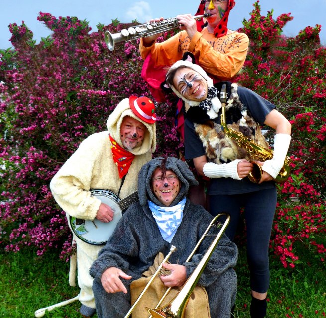 &copy; Happy Feeling