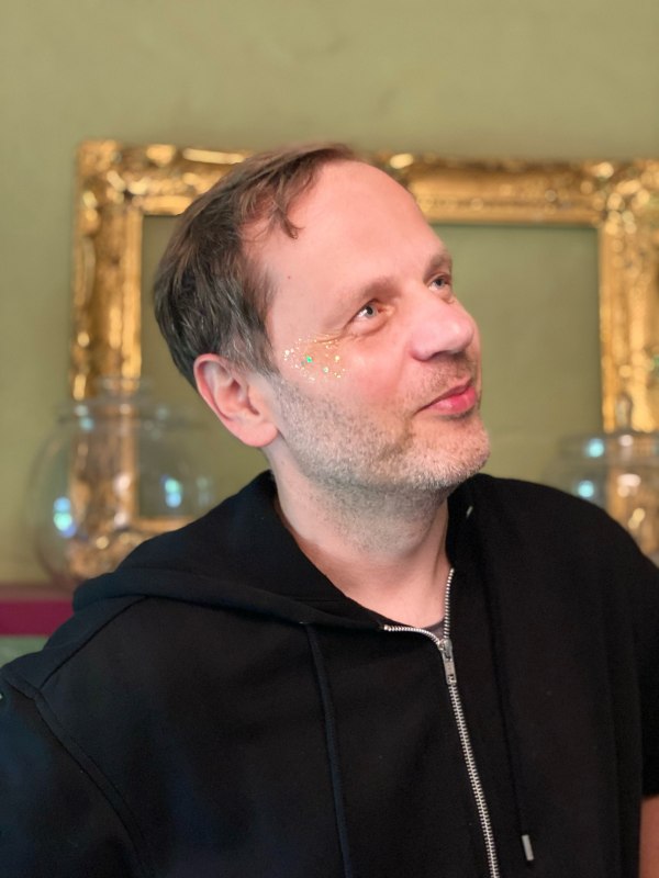 &copy; Jan Simowitsch