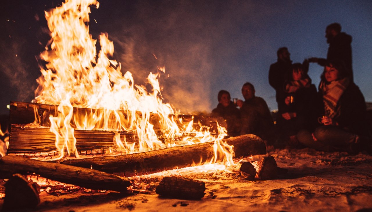 Binzer Osterfeuermeile, © Binzer Bucht Tourismus Binzer Osterfeuermeile, © Binzer Bucht Tourismus