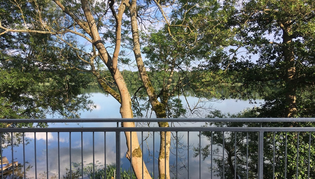 Fantastic lake view from Woserin manor house, © Gutshaus Woserin / Sabine Puschmann