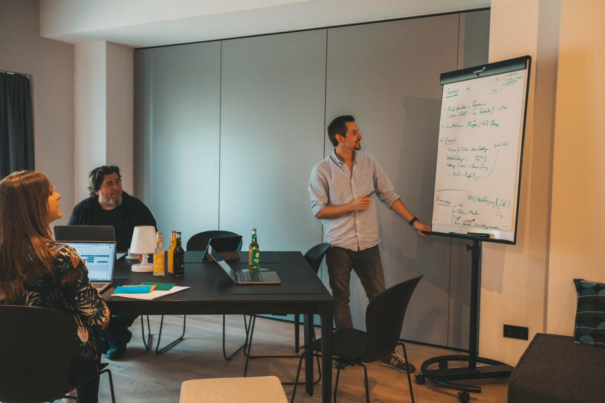 Kreatywna burza m&oacute;zg&oacute;w., &copy; Michelle Dynio