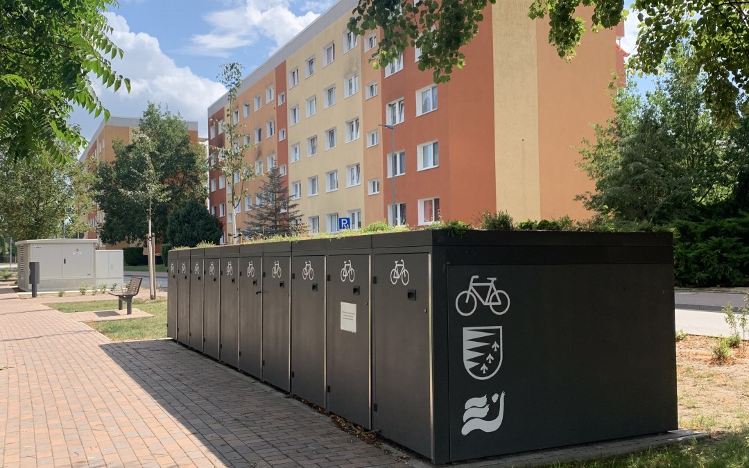Stacja ładowania rowerów i boksy rowerowe, © TDG Rechlin mbH