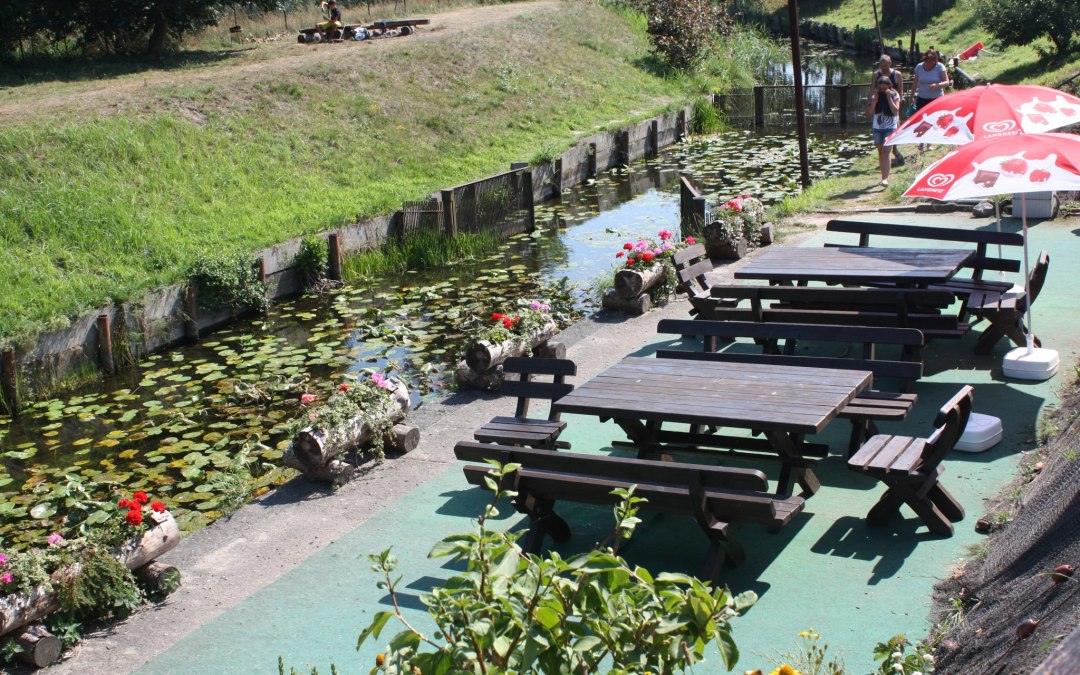 Vissers in Babke, © Foto: Touristinformationen Wesenberg & Mirow, Mecklenburgische Kleinseenplatte