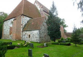 Kerk in Basse, © Schloss Lühburg
