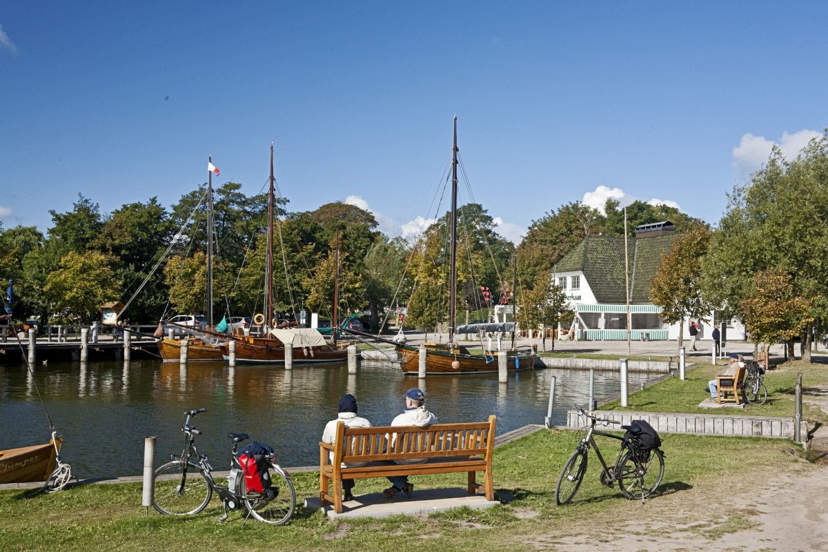 Taking a break at Althagen habour, &copy; voigt&kranz UG, Prerow