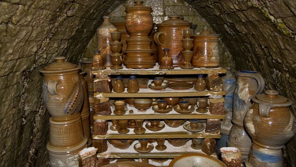 Ceramics in wood firing kiln, © J. Reich Ceramics in wood firing kiln, © J. Reich
