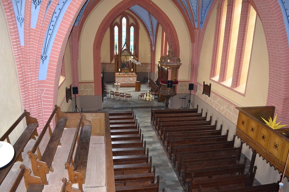 Zeer goed uitgerust interieur van de kerk. // © Lutz Werner Zeer goed uitgerust interieur van de kerk. // © Lutz Werner
