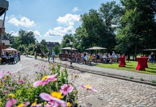 Distillery festival Gut Schwechow // &copy; Schwechower Obstbrennerei GmbH
