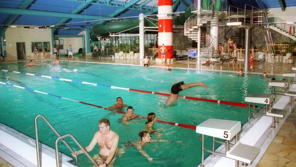 Basen sportowy w Bodden-Therme // © Bodden-Therme Basen sportowy w Bodden-Therme // © Bodden-Therme