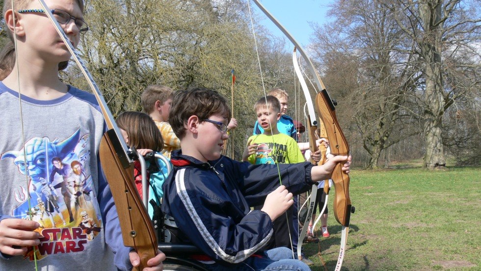 Een verscheidenheid aan programma's, zoals boogschieten, maakt ervaringen op zeer verschillende gebieden mogelijk, © Schloss Dreilützow/Baerens