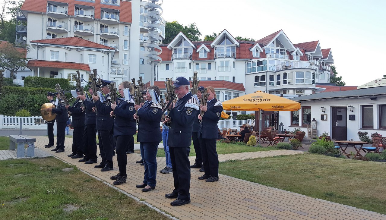 Fakkelzwemmen op de Kölpinsee, © 20180519_193750.jpg