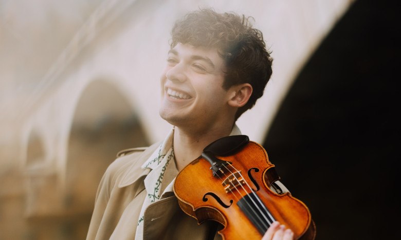 Andrea Cicalese, &copy; &copy; Xenie Zasetskaya