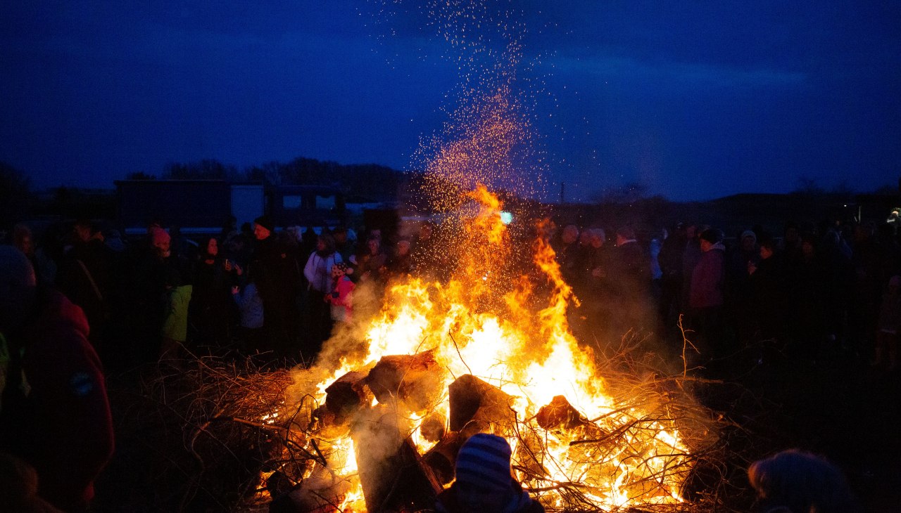 Barth Easter bonfire, &copy; Arndt Gl&auml;ser