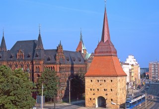 Das Steintor // &copy; Ren&eacute; Legrand