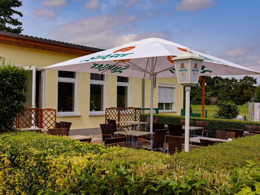 Ośrodek wypoczynkowy Zum See z restauracją w Plau am See, © Ferienanlage Zum See in Plau am See