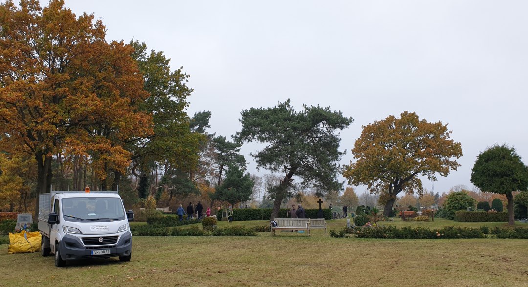 Environmental day at the Dierhagen cemetery, © Umwelttag-2.jpg