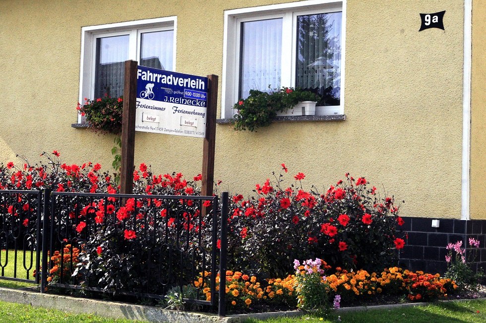 Znak "Wypożyczalnia rowerów, © Sabrina Wittkopf-Schade
