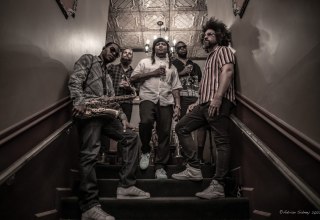 Boter Funk Familie, © Adrian Sidney 2022 Boter Funk Familie, © Adrian Sidney 2022